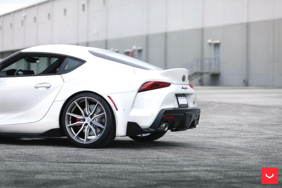 Детали экстерьера Toyota GR Supra on Vossen Wheels (HF-3) 2019 года  (фото 12 из 13)